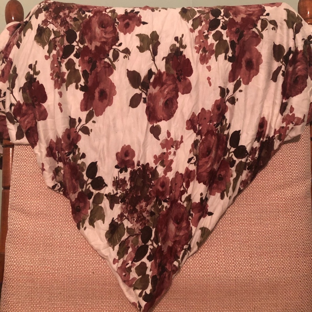 Posh Peanut maroon floral swaddle w matching bow